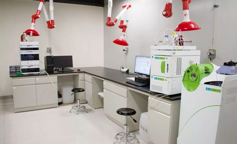 ʵ����װ��